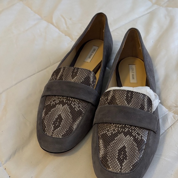 Cole Haan Shoes - Cole Haan Gray Snake Print Women's Loafers